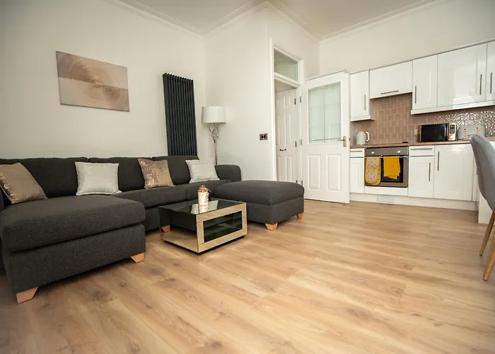 Sunny View Apartment